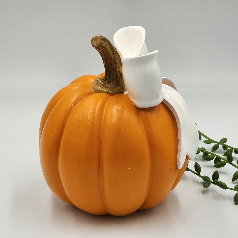 Orange Pumpkin White Bow Resin Figure Fall Halloween Thanksgiving 6"x5" Tabletop - Picture 4 of 5